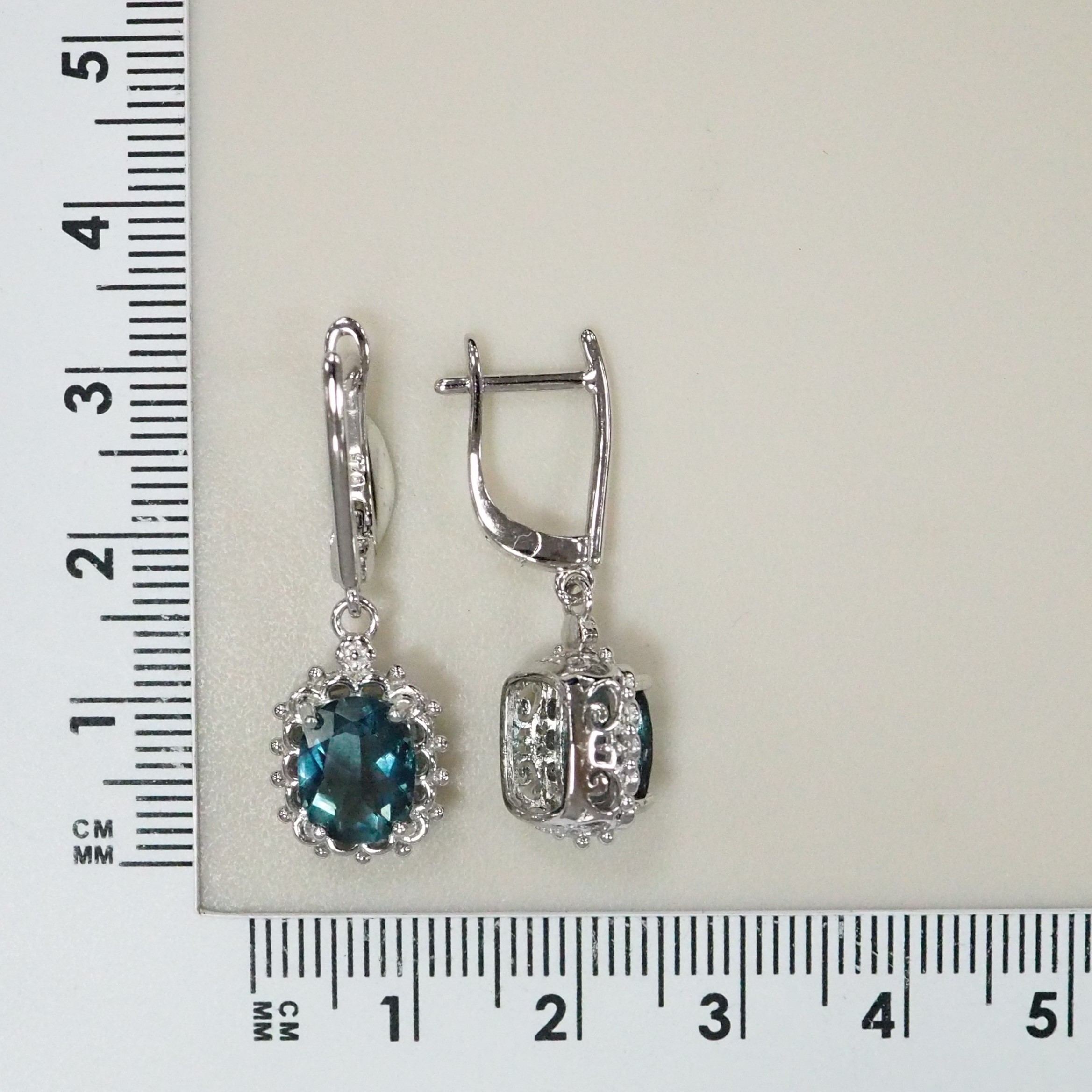 Серебряные серьги с флюоритами
